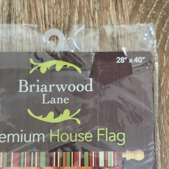 2 House Flags 28" x 40" - Picture 10 of 10